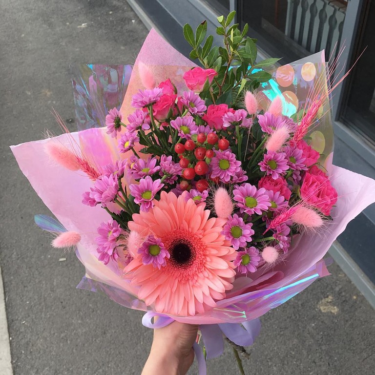 Букет цветов из: Розы, Герберы и Хризантемы в Кологриве