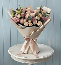 Букет цветов из:  Розы и Лизиантусы #REPLACE_PRED# Кологриве