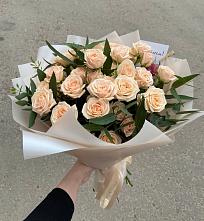 Букет Кремовые розы Латте в Кологриве