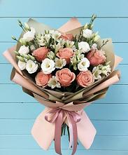 Букет цветов из:  Розы, Альстромерии и Лизиантусы в Кологриве