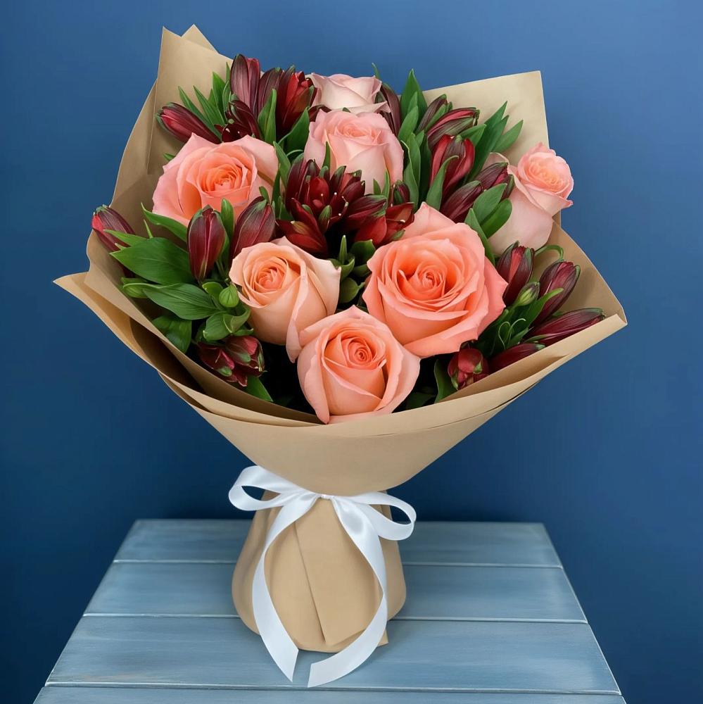 Букет цветов из: Розы и Альстромерии в Кологриве