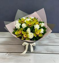 Букет цветов из:  Орхидеи и Розы в Кологриве