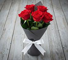 Букет 5 Красных роз Эдлесс Лав #REPLACE_PRED# Кологриве