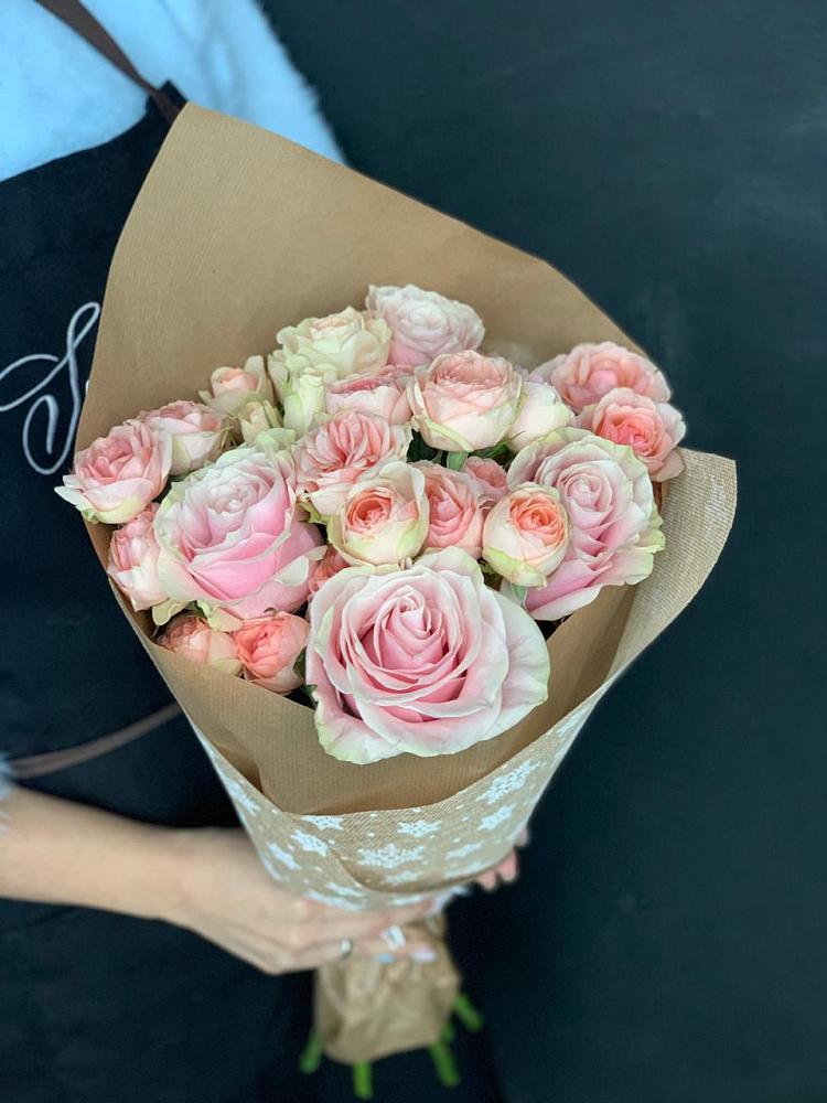 Букет цветов из: Хризантемы и Розы в Кологриве