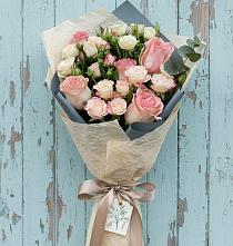 Букет цветов из:  Розы в Кологриве