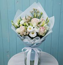 Букет цветов из:  Розы и Лизиантусы #REPLACE_PRED# Кологриве