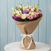 Букет цветов из:  Лизиантусы в Кологриве
